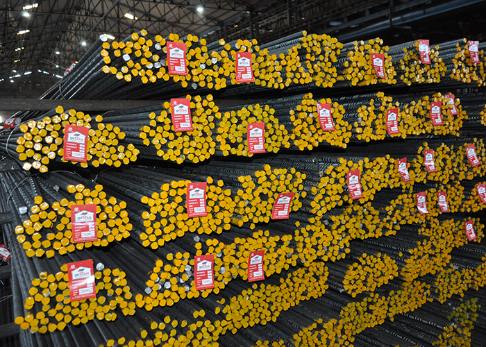 Comparative Analysis of TMT Bars vs. TMX Bars: Assessing Their Suitability for Construction Applications